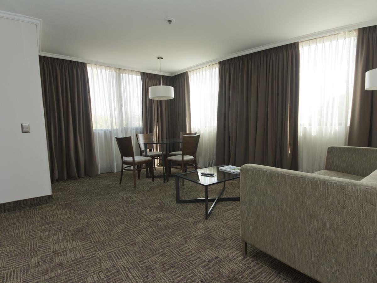 Hotel Director Vitacura سانتياغو المظهر الخارجي الصورة